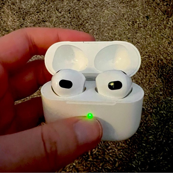 AirPods 3rd generation headphones (.like new.) with case and charger - Picture 1 of 4